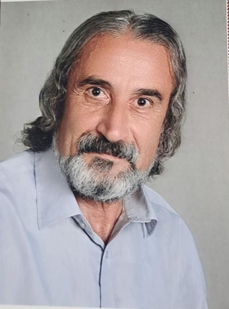 حسين شكرون